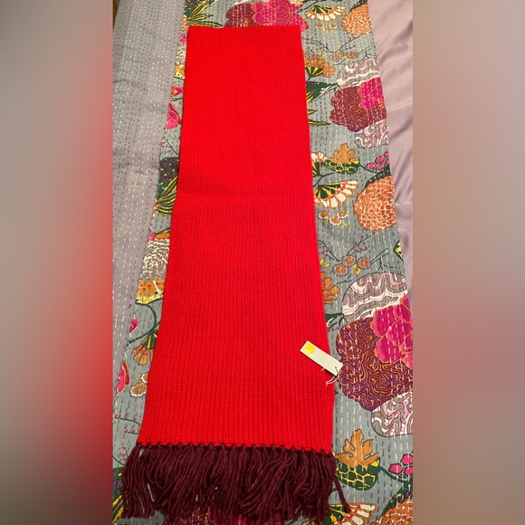 Boden Scarf - Picture 2 of 5
